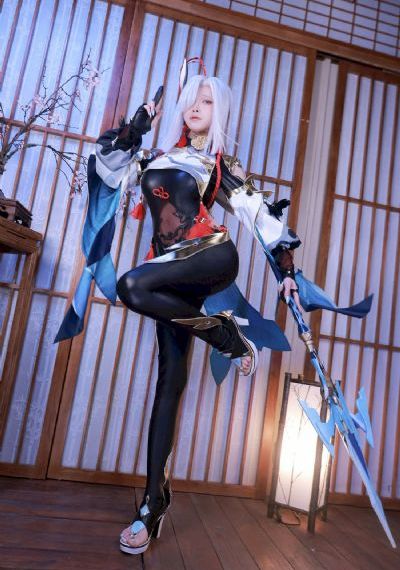 性色av自慰精品美臀蜜桃_高清完整无删减高清视频播放