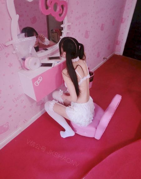 老太爷的小乳妓(H)_4K高清在线